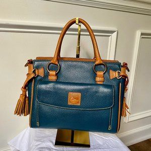 Vintage Dooney & Bourke Tote w/ Accessories